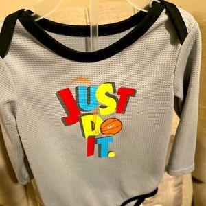 Boys Nike Tracksuit Size 18 months